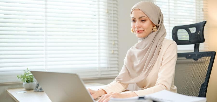 You are currently viewing Women Entrepreneurship: 10 Inspiring Shifts Reshaping the Future of Business